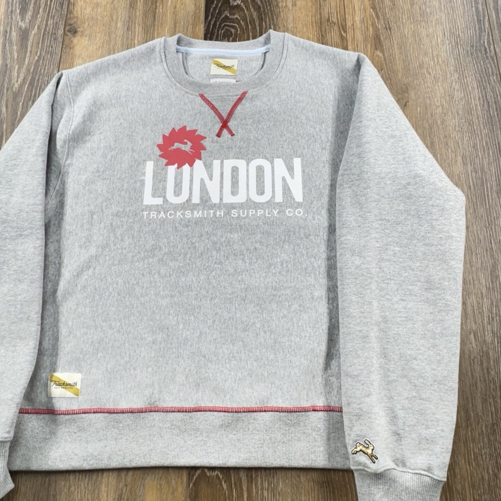 NWOT London Marathon Tracksmith Crewneck Sweatshirt New England SOLD OUT Medium - Picture 4 of 16